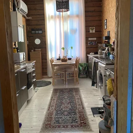 Puutalon Helmi' Apartmán *